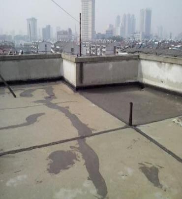 汕尾市漏水维修 楼顶漏水是什么原因，楼顶漏水维修方法是什么?